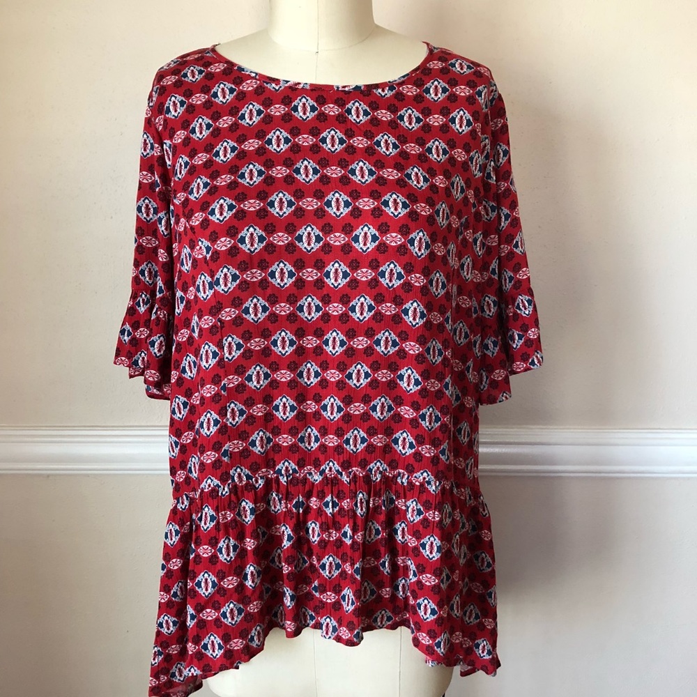 Pleione Size M Red Womens Peplum Floral Top HiLow
